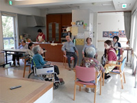 ���N���[�V����